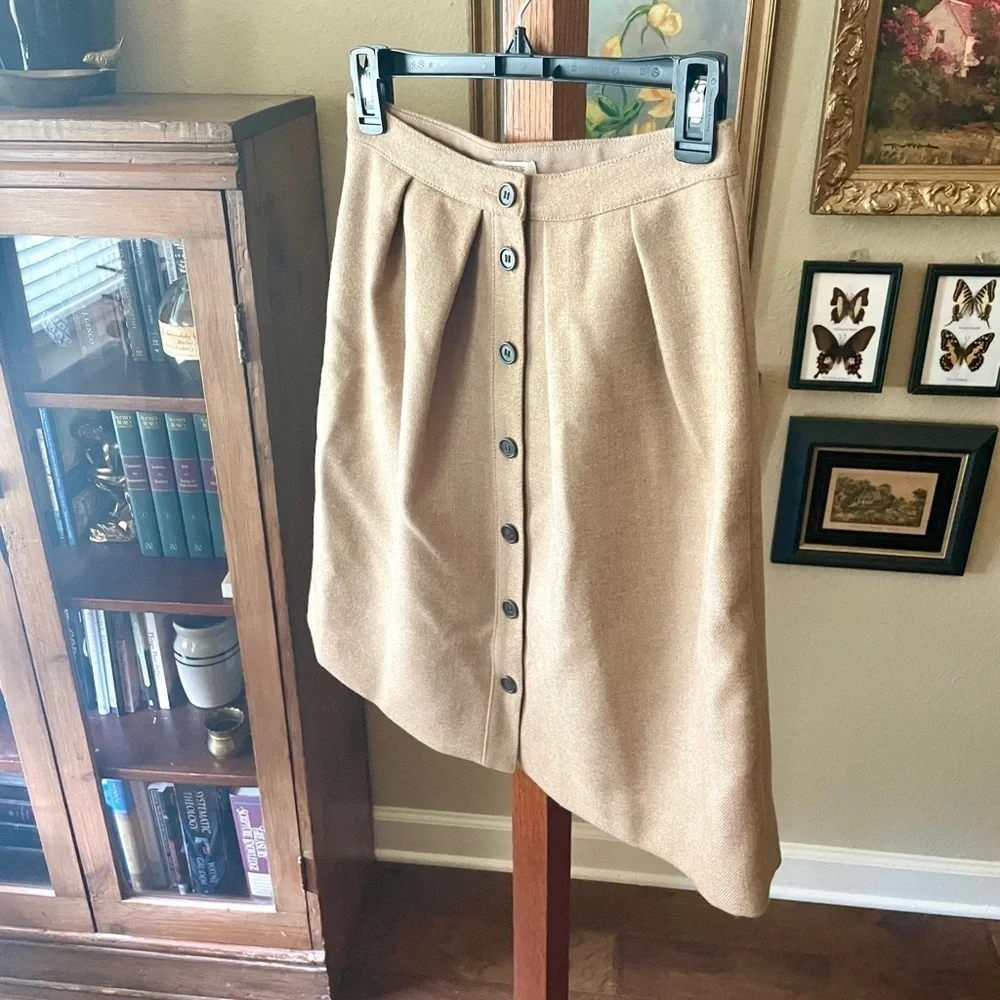 J. Crew 100% wool button front pleated knee length lined a-line skirt SZ 0 tan